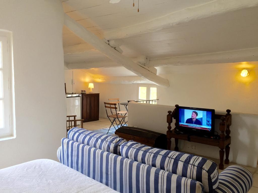 Gites De La Croix Du Gres (Adults Only) Valaurie ภายนอก รูปภาพ