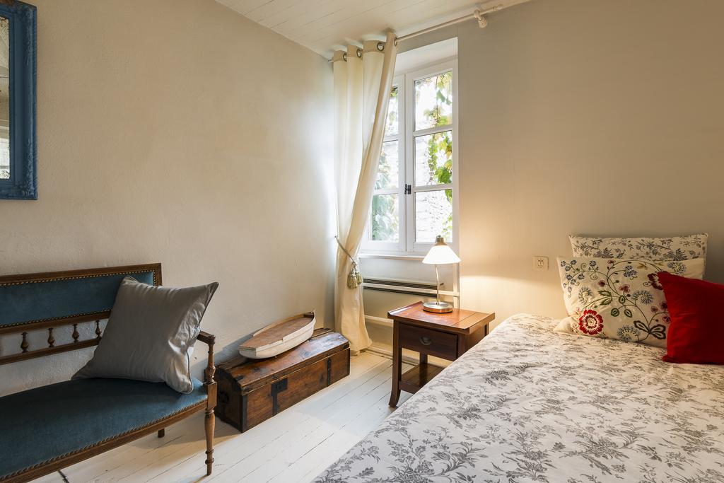 Gites De La Croix Du Gres (Adults Only) Valaurie ภายนอก รูปภาพ
